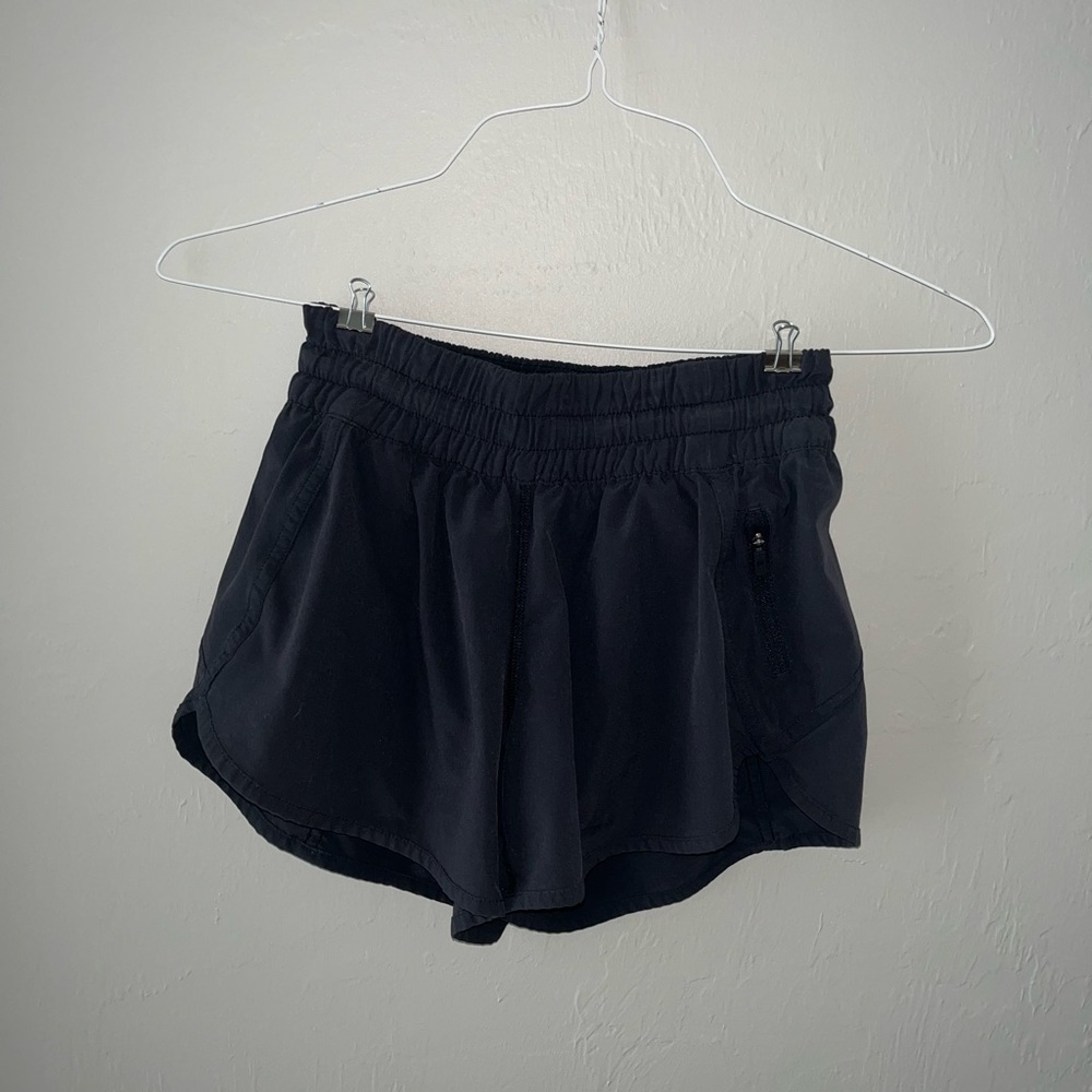 Lululemon black athletic shorts